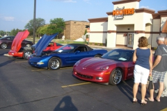 hooters_meeting_014