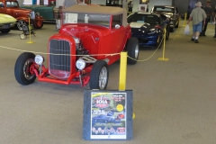 2-IOLA-SHOW-3-POSTER-CARS